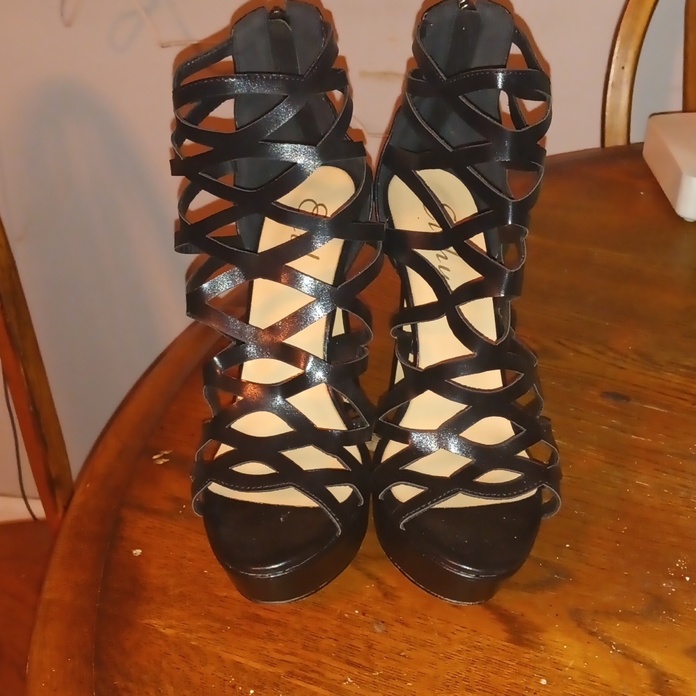 Eithy Stiletto Black heels